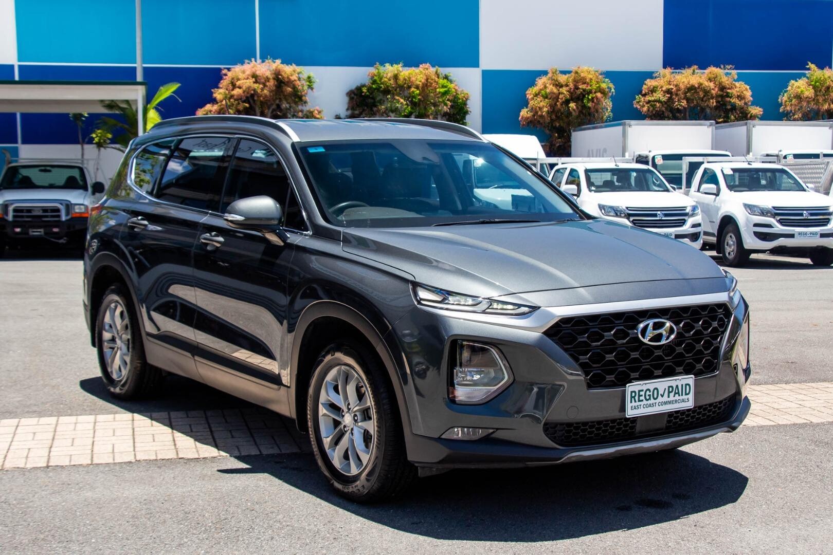 2020 Hyundai Santa Fe image