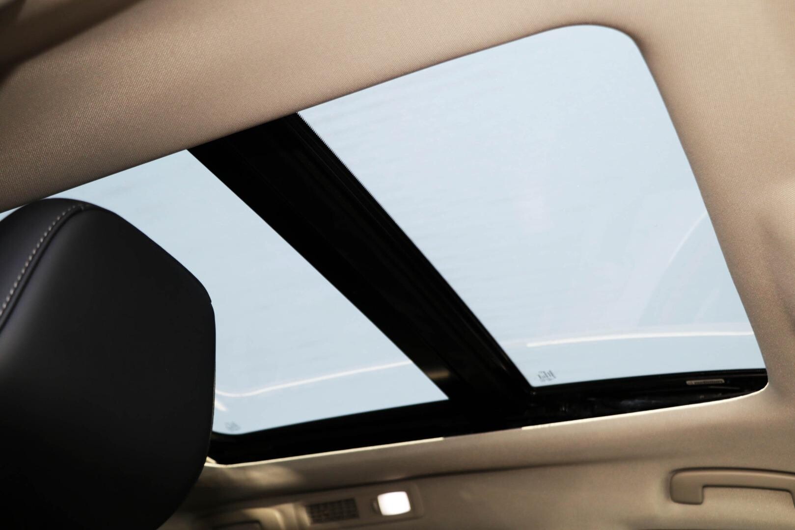 2023 Nissan Pathfinder image