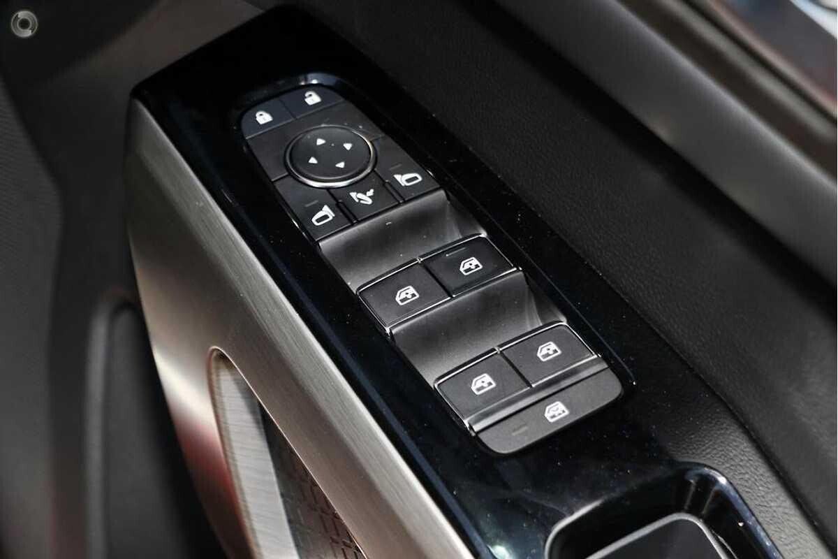 2023 Nissan Pathfinder image