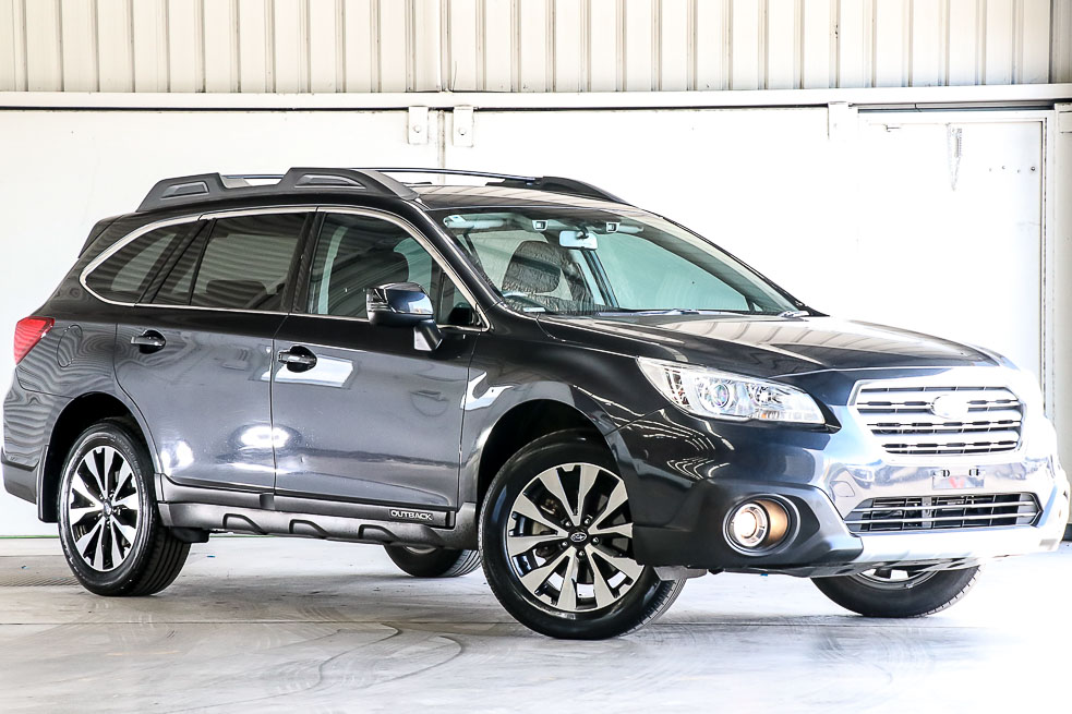 2016 Subaru Outback image