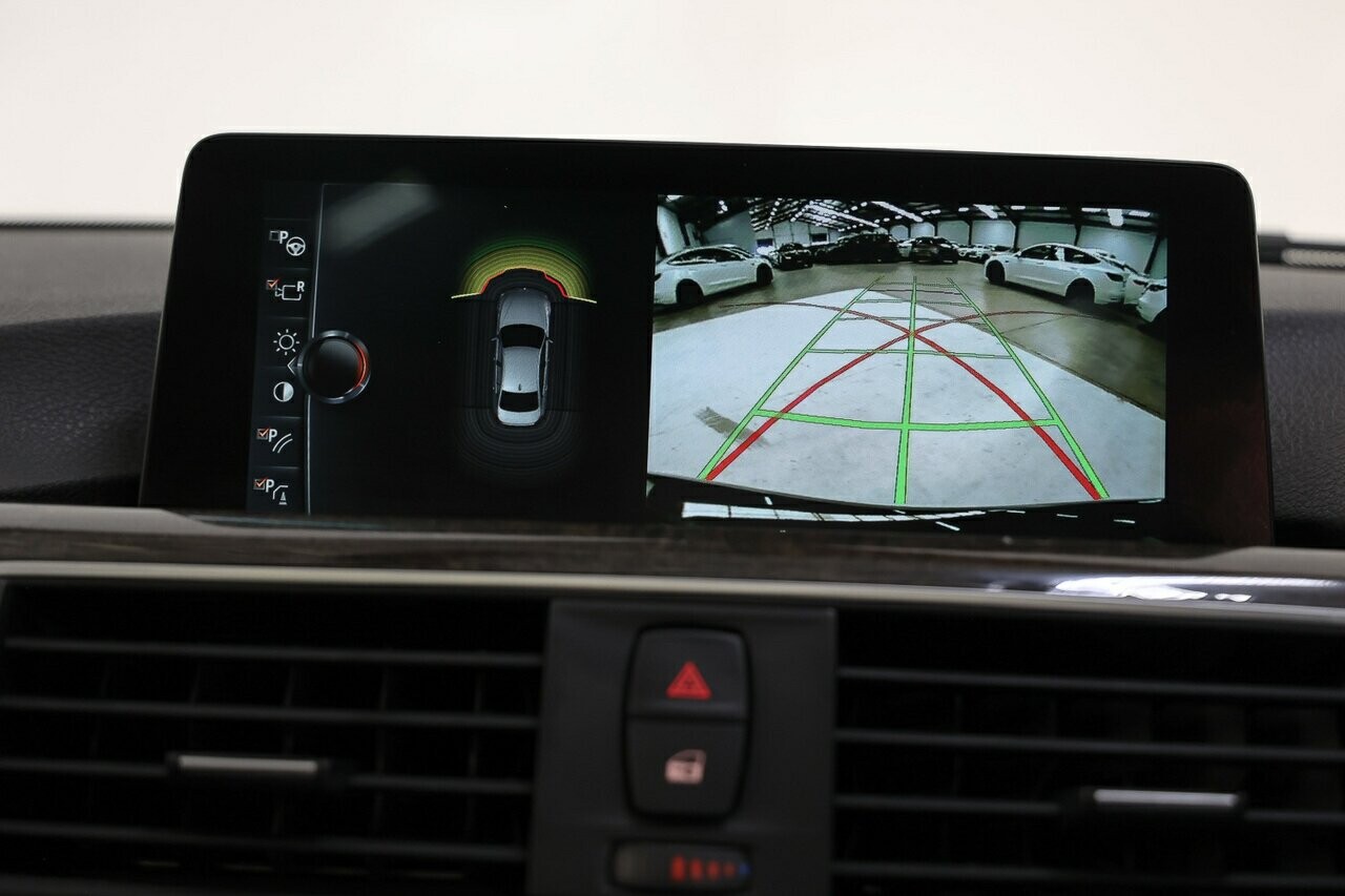 2017 BMW 3 series image