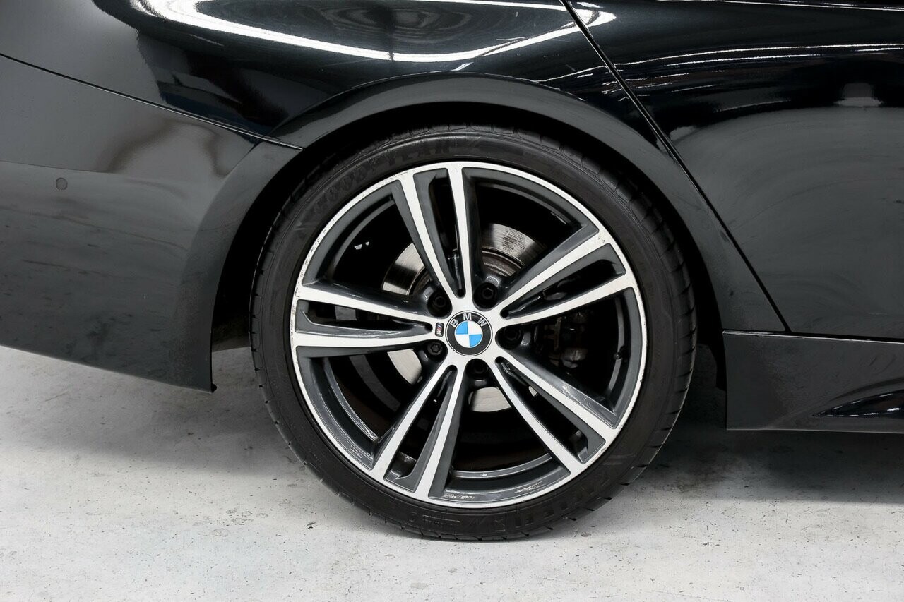 2017 BMW 3 series image