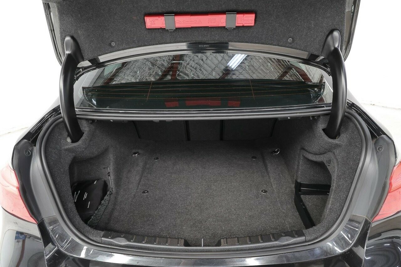 2017 BMW 3 series image