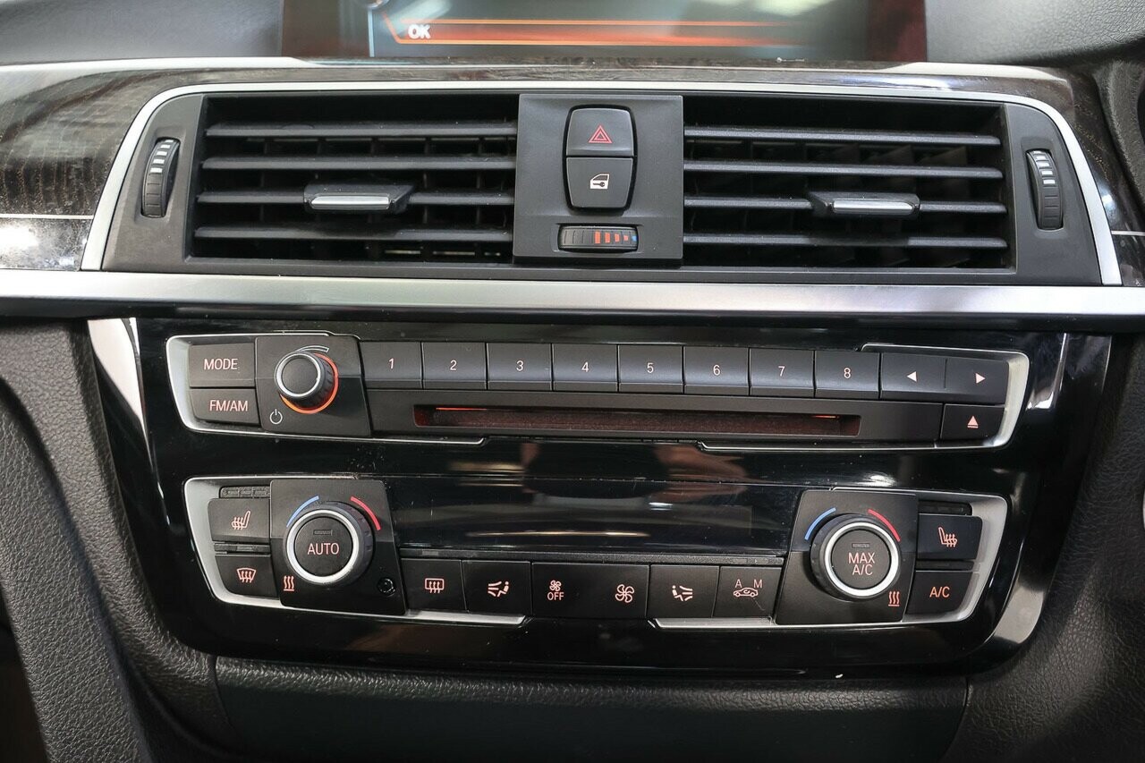 2017 BMW 3 series image