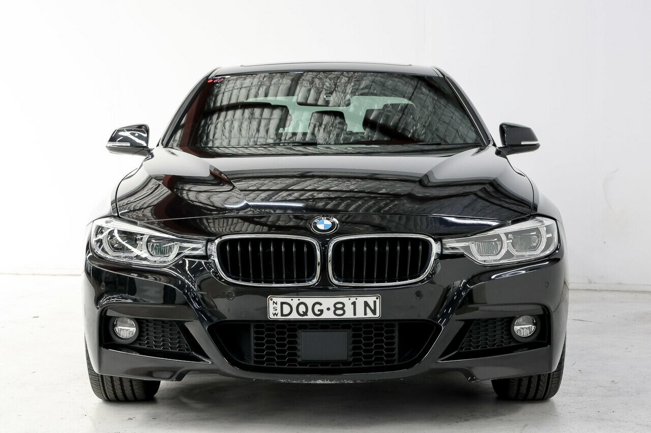 2017 BMW 3 series image