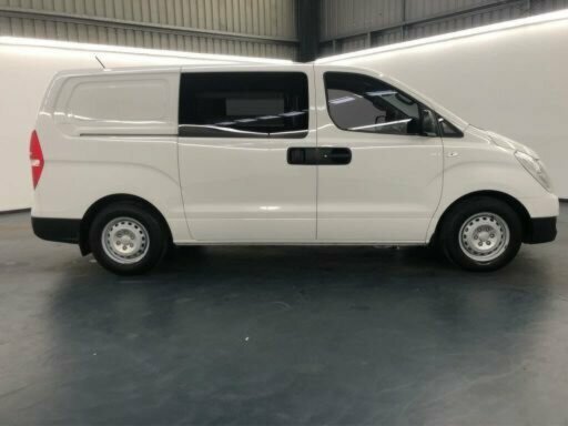 2016 Hyundai iLoad image