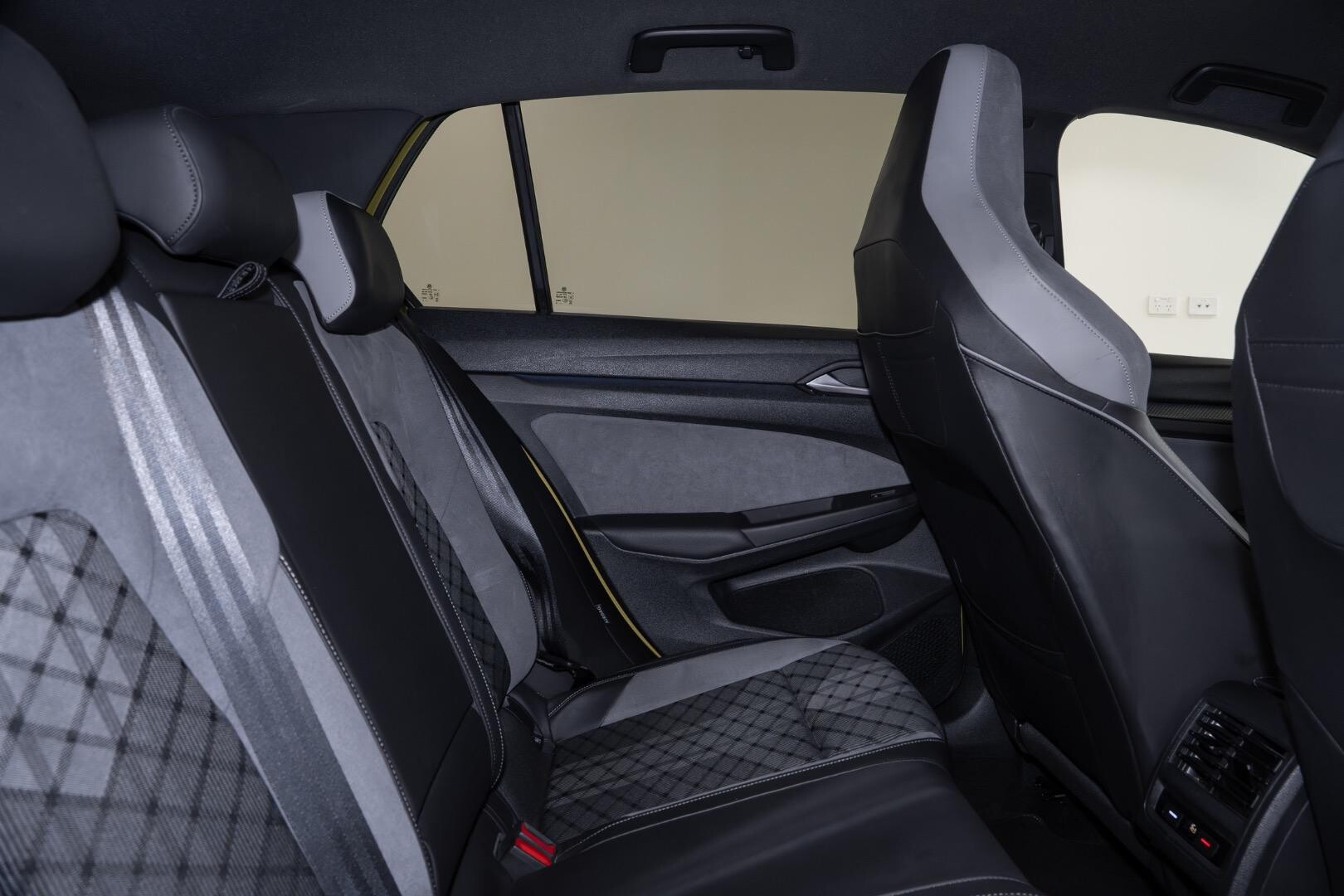 2021 Volkswagen Golf image