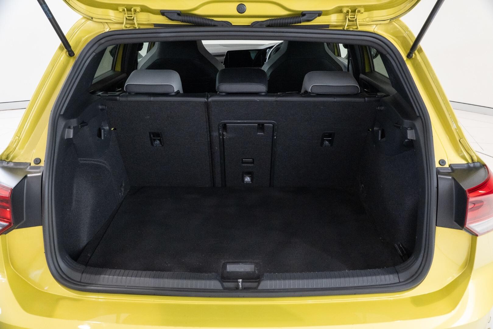 2021 Volkswagen Golf image