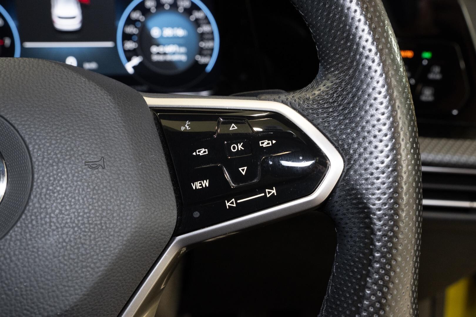 2021 Volkswagen Golf image