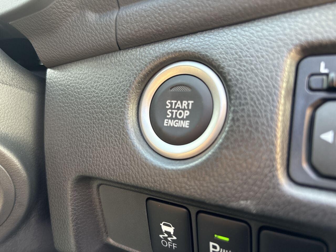 2025 Mitsubishi Outlander image