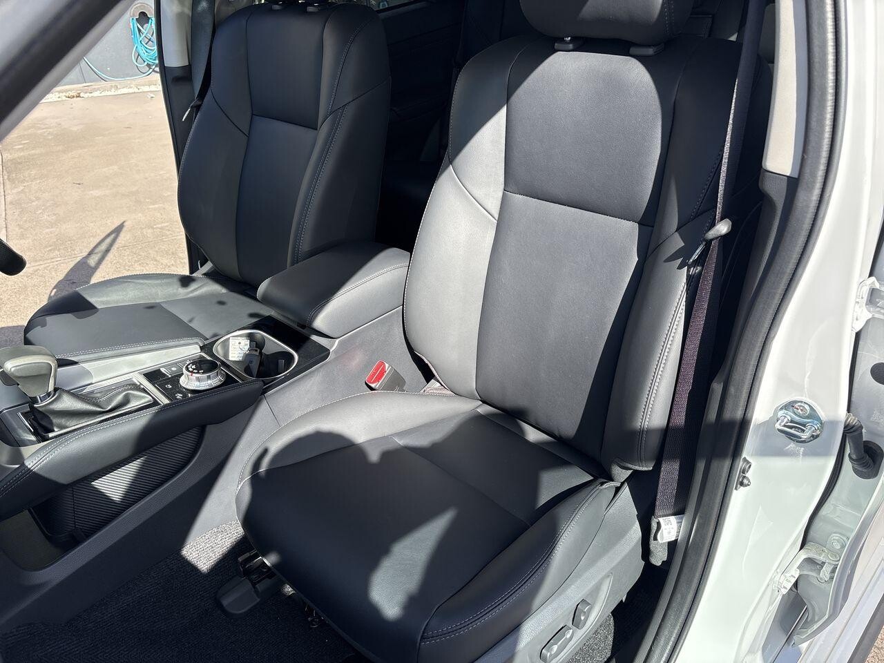 2025 Mitsubishi Outlander image