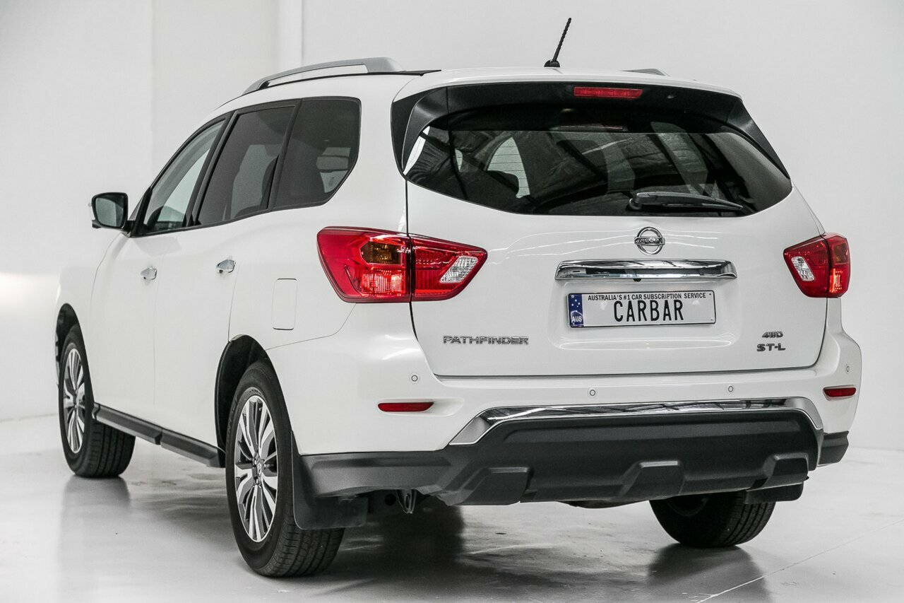 2018 Nissan Pathfinder image