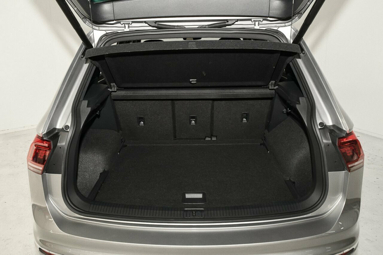 2018 Volkswagen Tiguan image