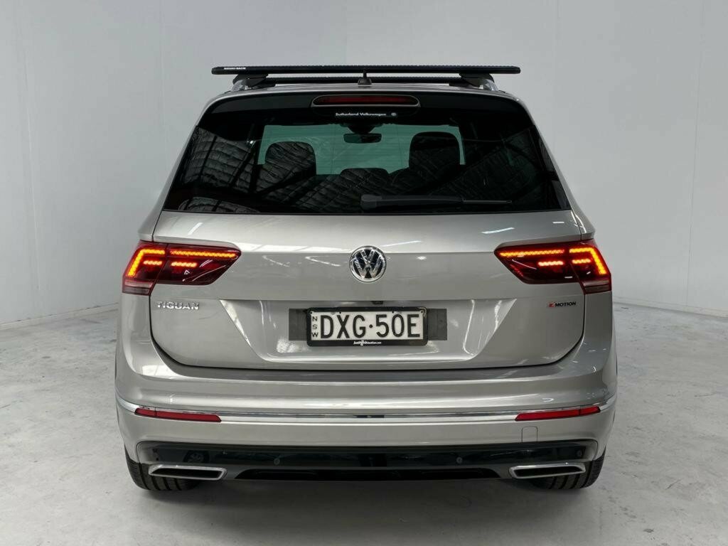 2018 Volkswagen Tiguan image