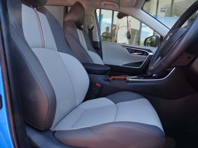 2019 Toyota RAV4 image