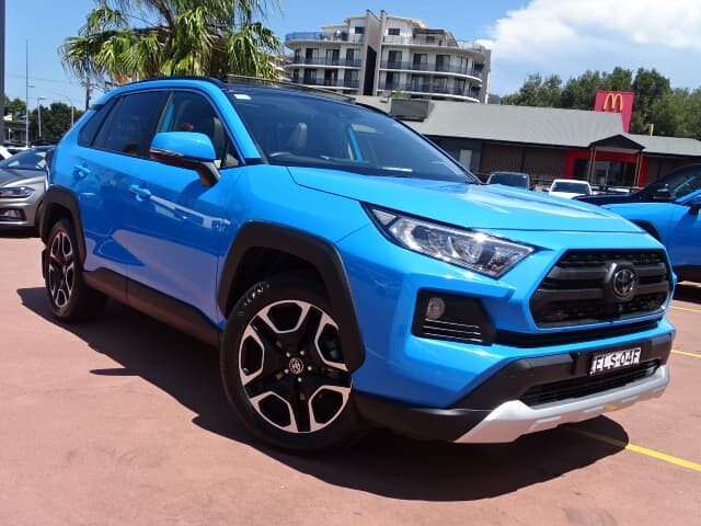 2019 Toyota RAV4 image