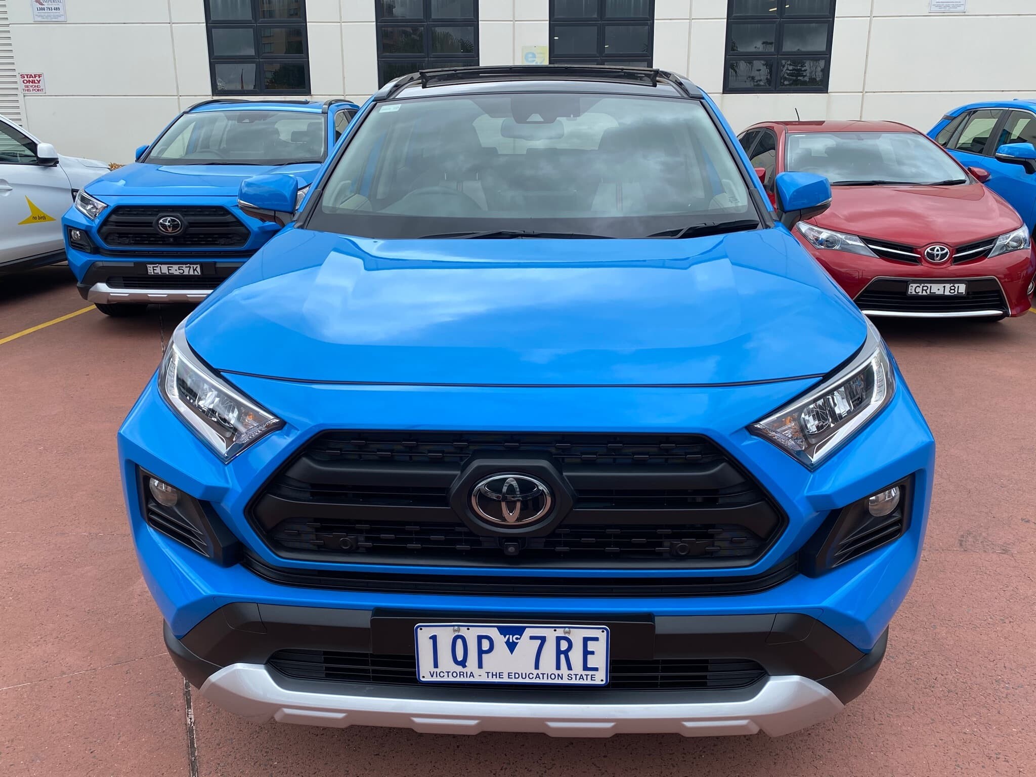 2019 Toyota RAV4 image