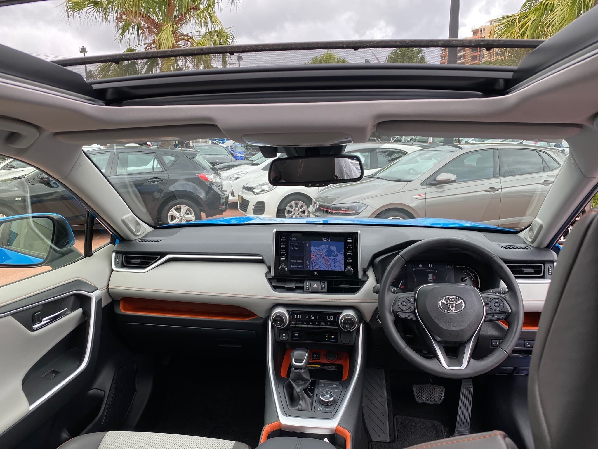 2019 Toyota RAV4 image