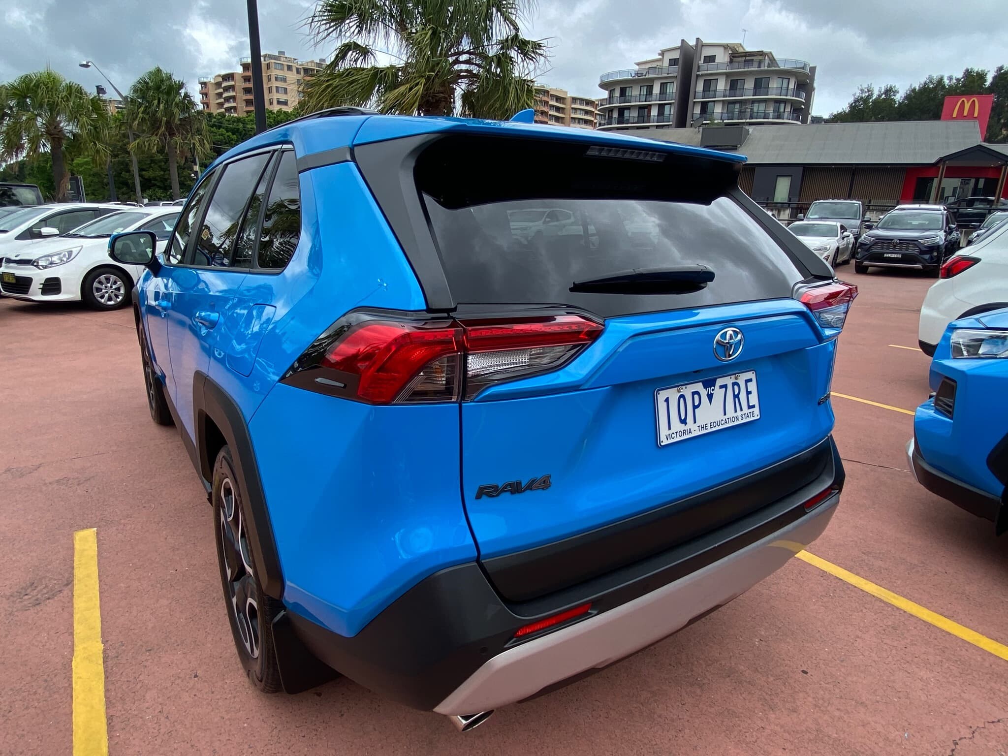 2019 Toyota RAV4 image