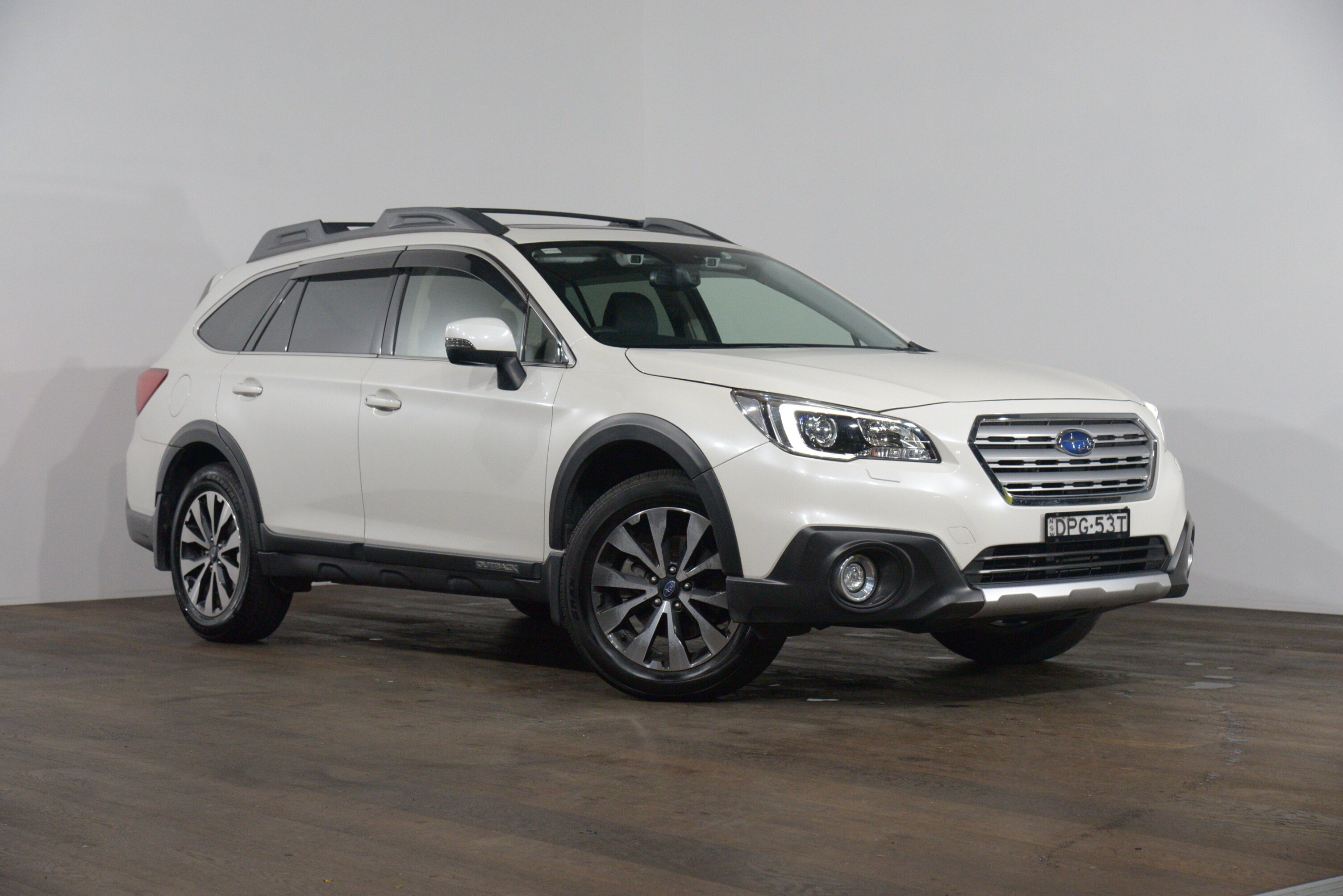 2017 Subaru Outback 2.5i Premium Awd image