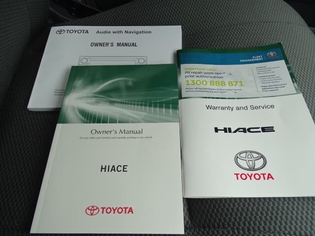 2017 Toyota Hiace image