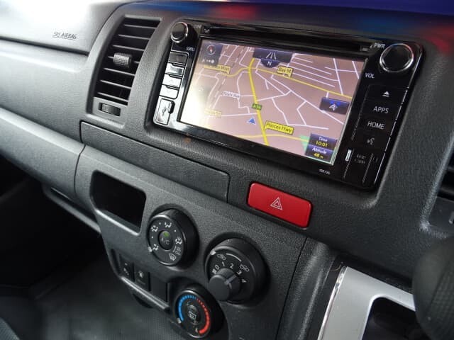 2017 Toyota Hiace image