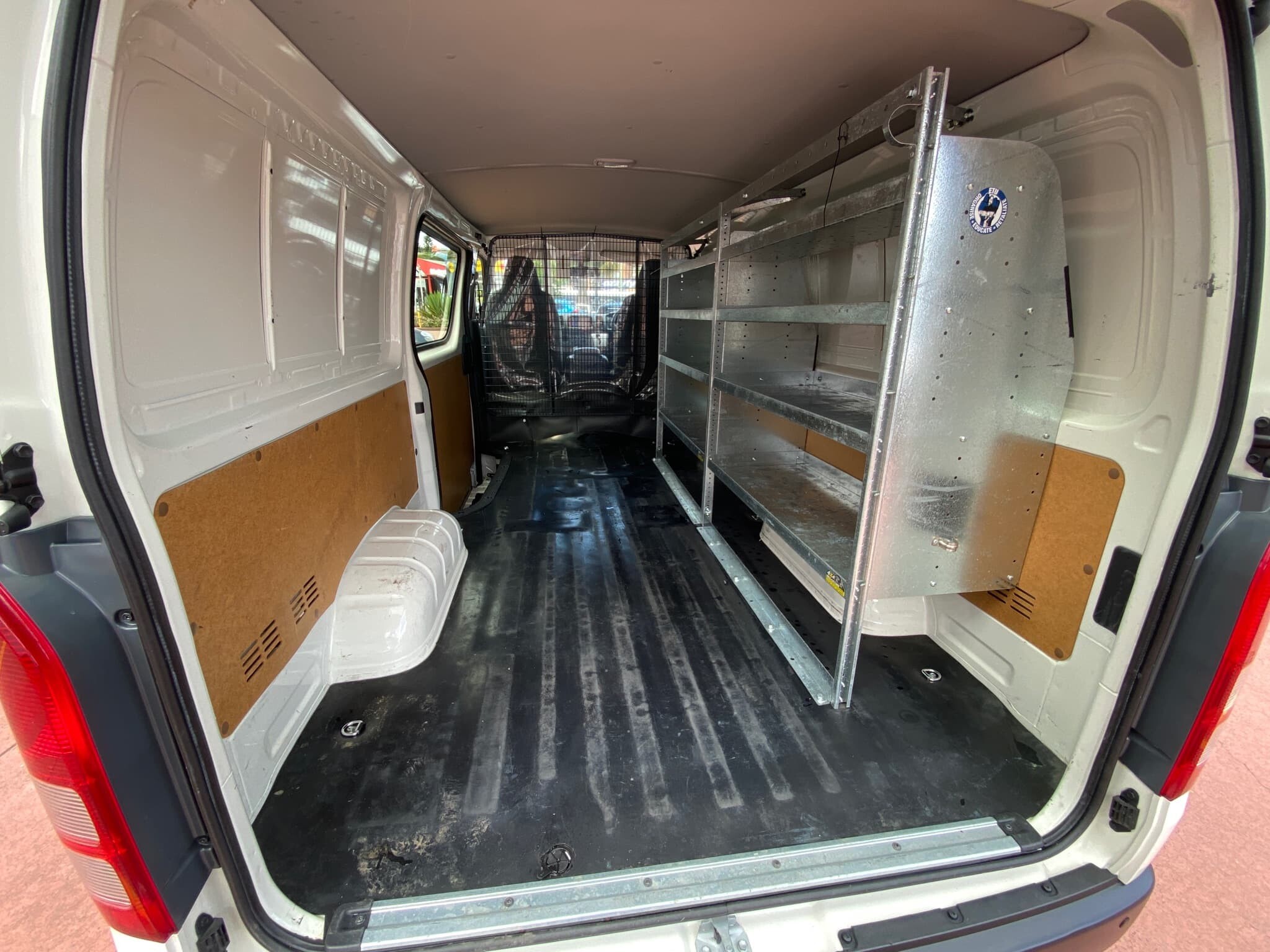 2017 Toyota Hiace image