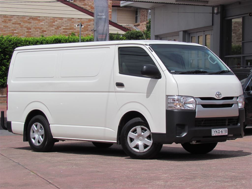 2018 Toyota Hiace image