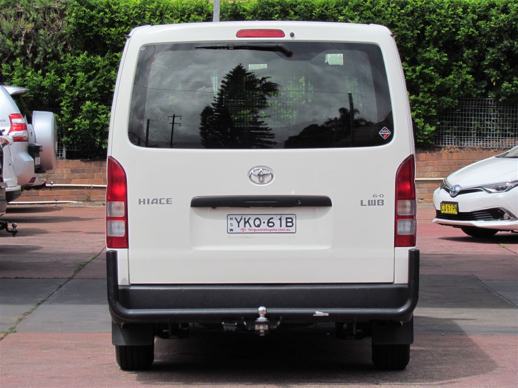 2018 Toyota Hiace image