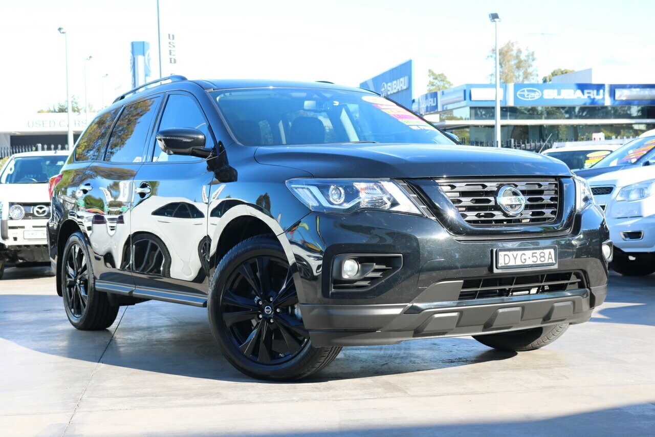 2018 Nissan Pathfinder image