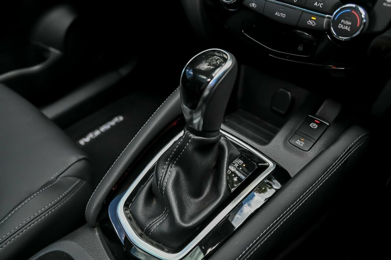 2018 Nissan Qashqai image