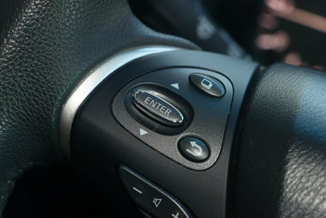 2017 Nissan Pathfinder image