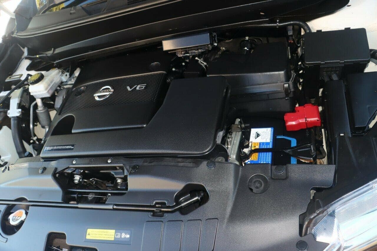 2017 Nissan Pathfinder image