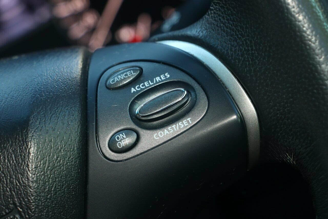 2017 Nissan Pathfinder image