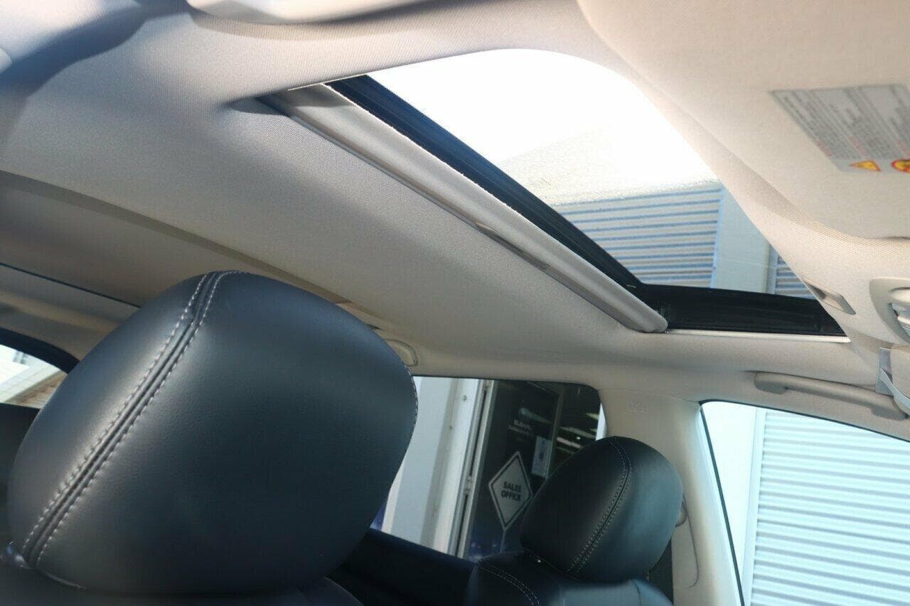 2017 Nissan Pathfinder image