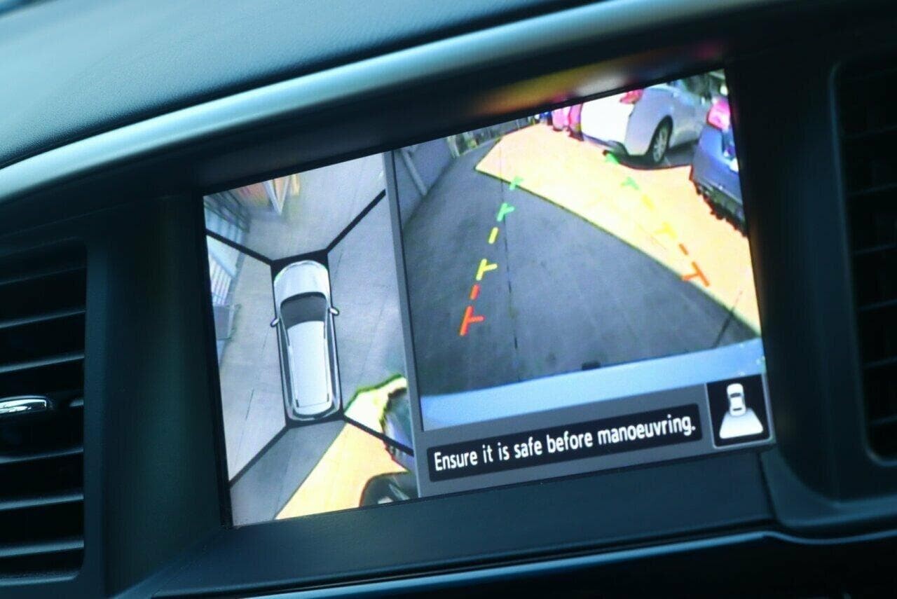 2017 Nissan Pathfinder image