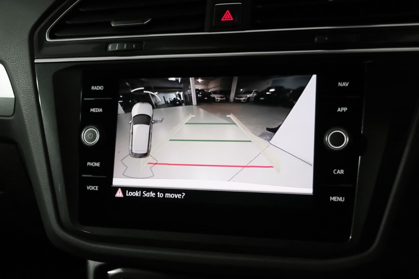 2018 Volkswagen Tiguan image