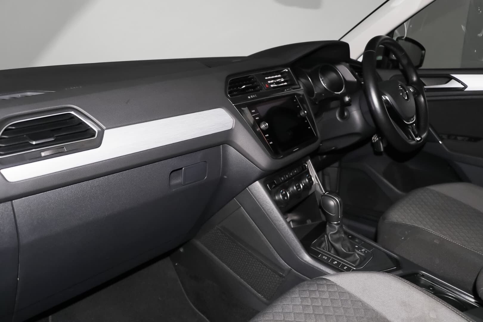 2018 Volkswagen Tiguan image