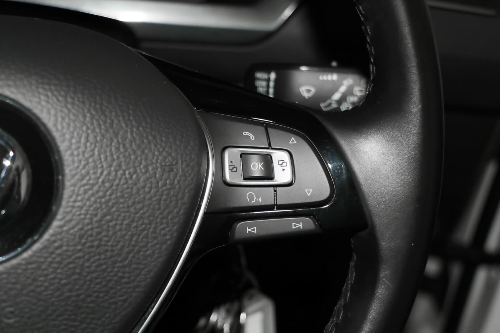 2018 Volkswagen Tiguan image