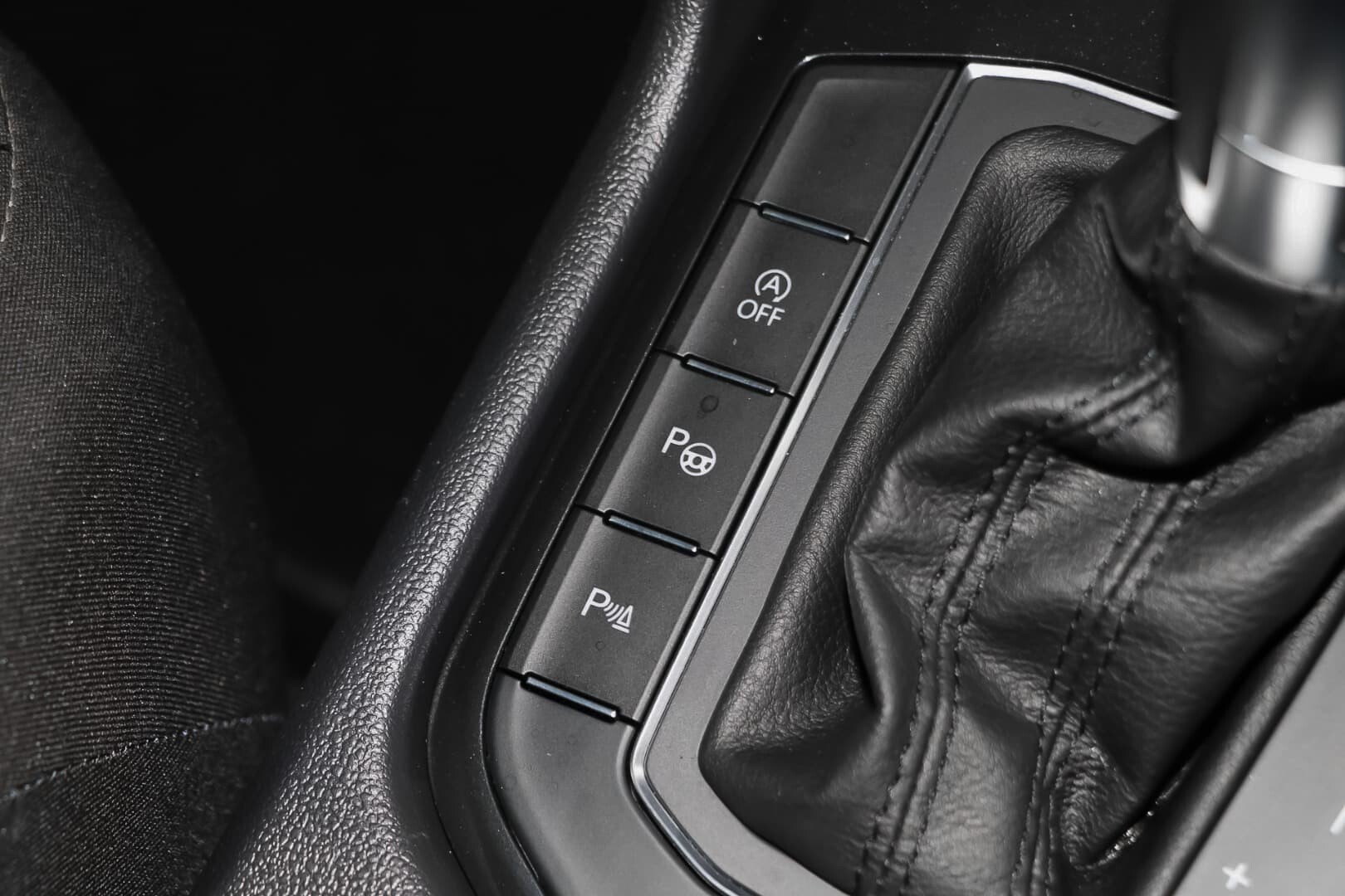 2018 Volkswagen Tiguan image