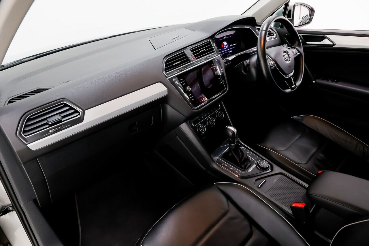 2018 Volkswagen Tiguan image