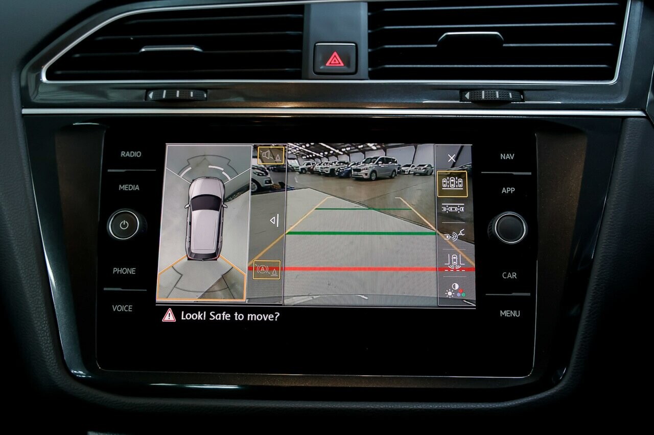 2018 Volkswagen Tiguan image