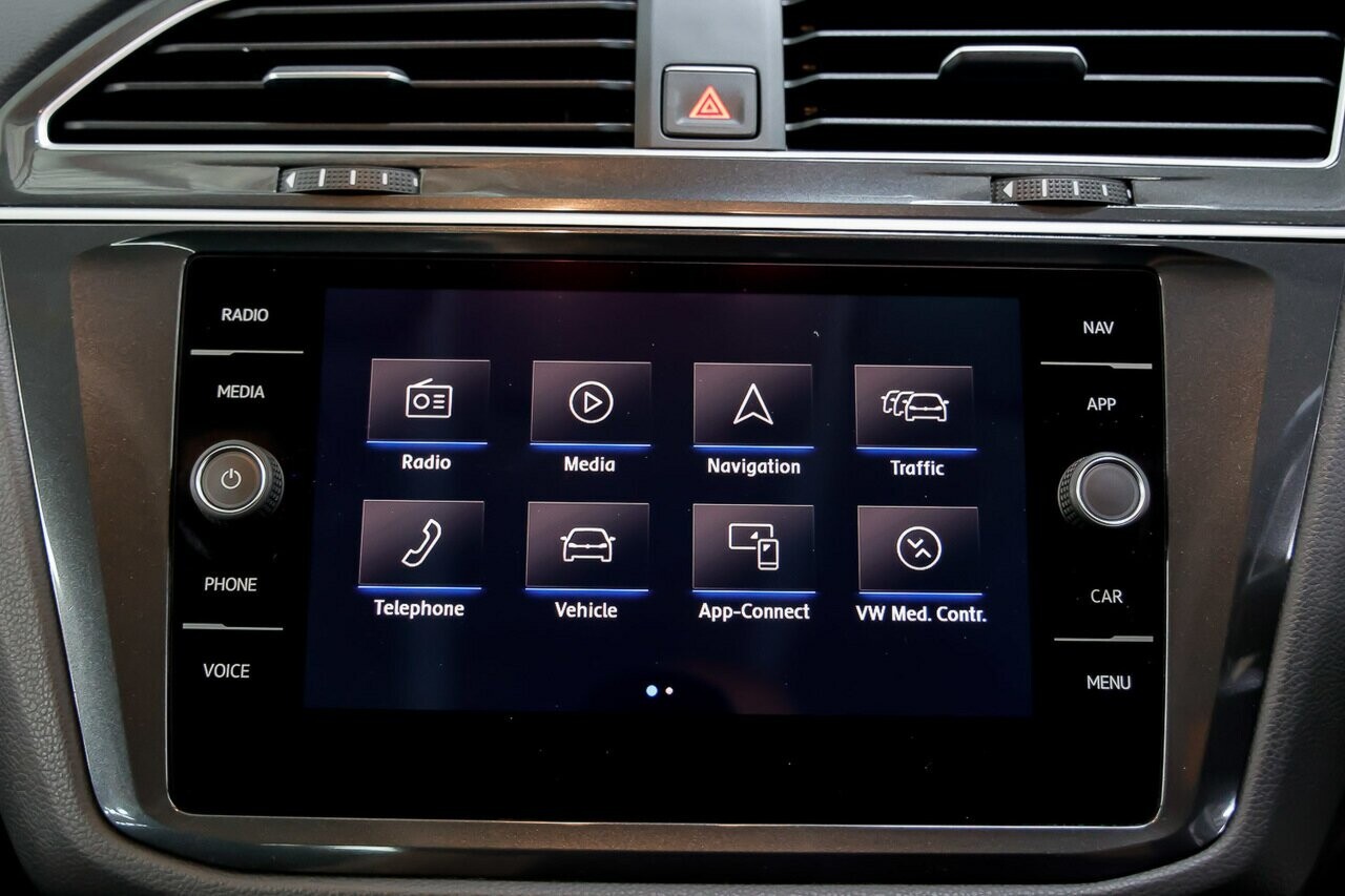 2018 Volkswagen Tiguan image