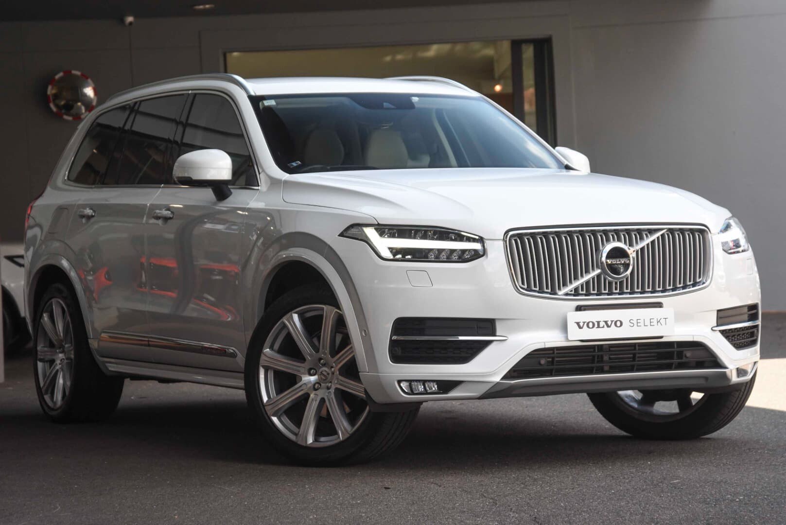 2018 Volvo XC90 image