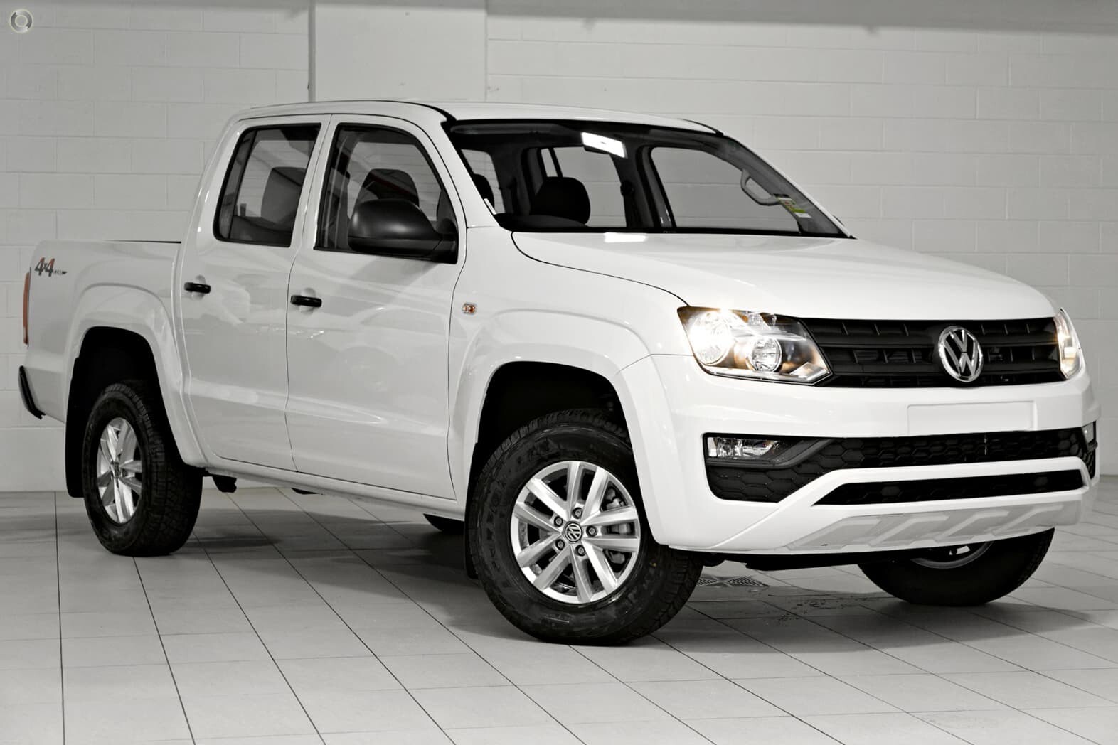 2021 Volkswagen Amarok image