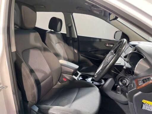 2018 Hyundai Santa Fe image