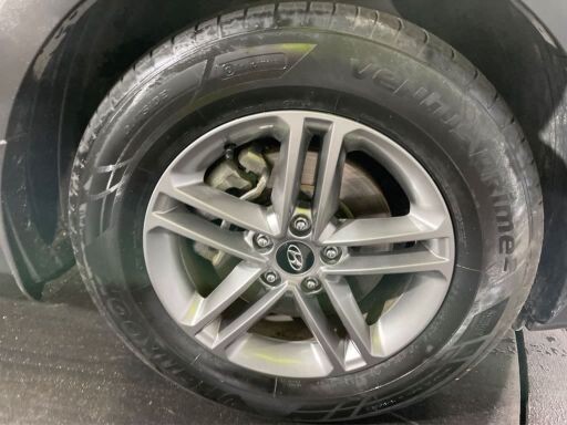 2018 Hyundai Santa Fe image