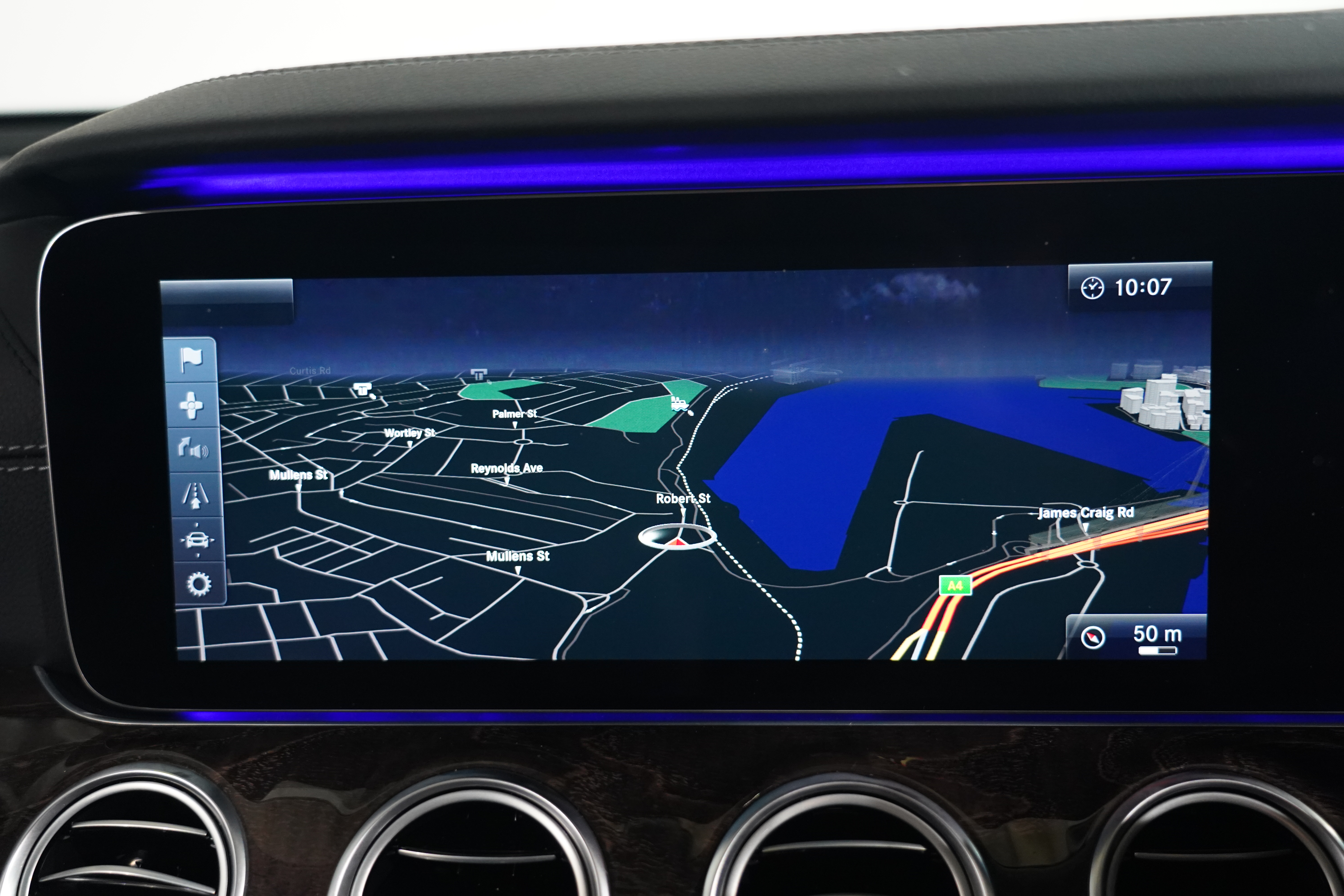 2017 Mercedes-Benz E300 image