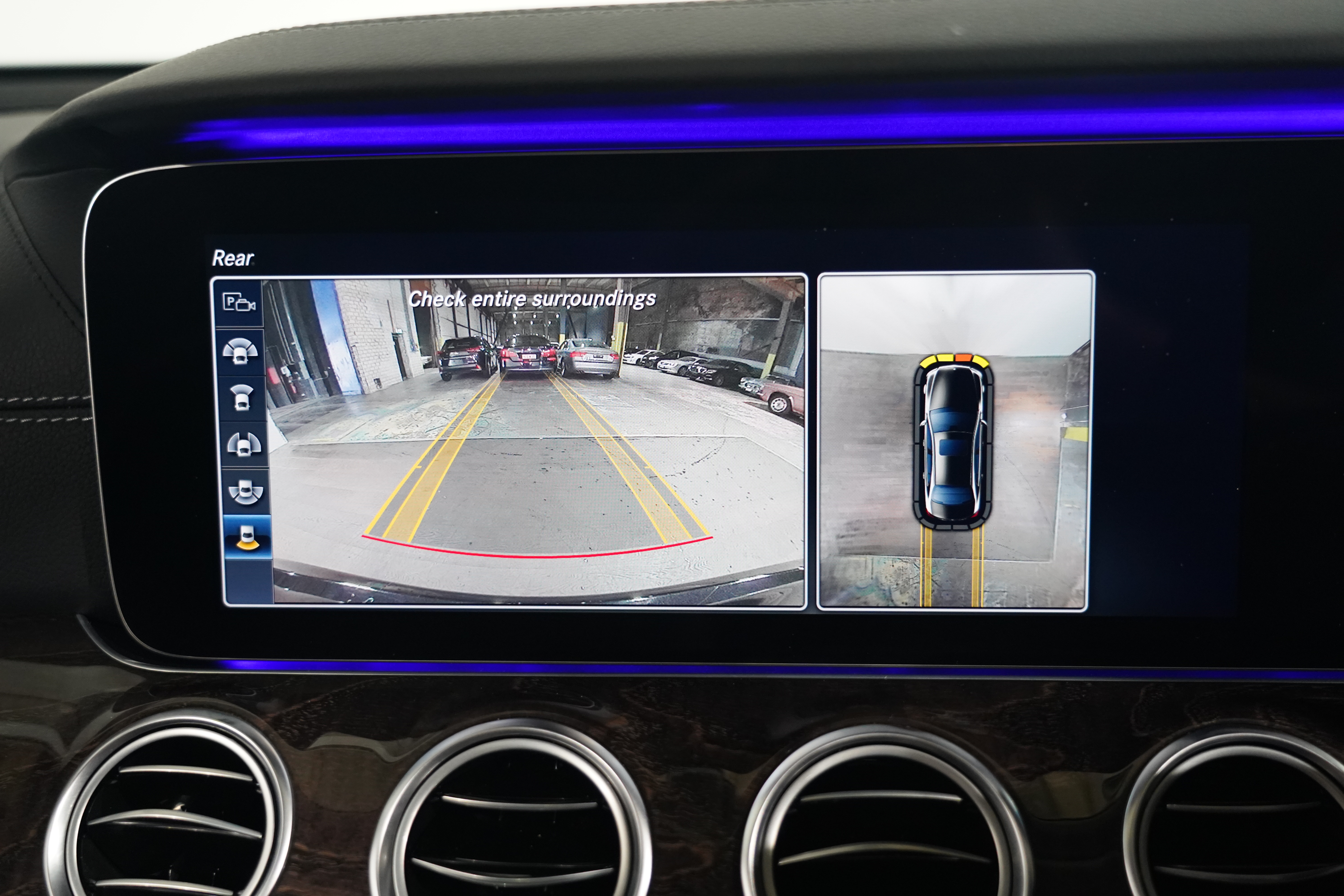 2017 Mercedes-Benz E300 image