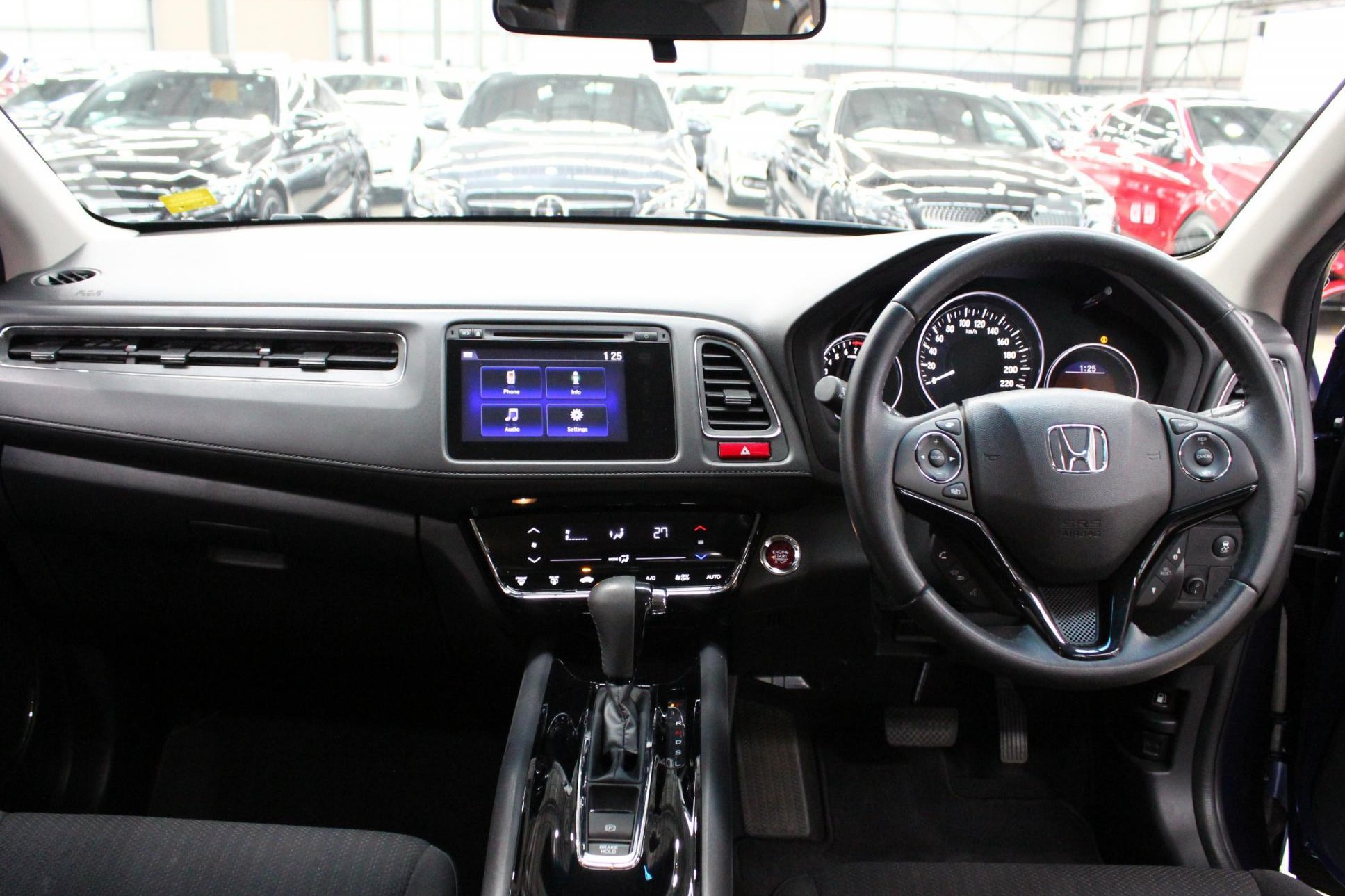 2015 Honda HR-V image